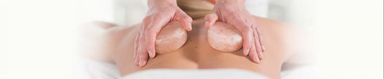 massage with hot stones